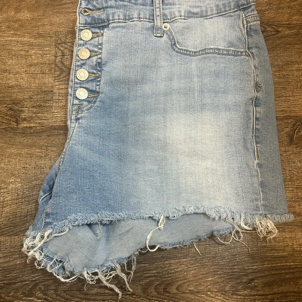 Torrid Women's Light Blue Jean Shorts - Picture 7 of 8